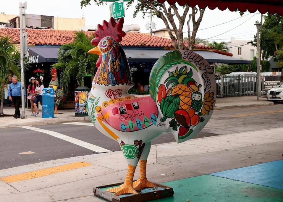 Amazing Experience In Calle Ocho Miami Dış mekan fotoğraf