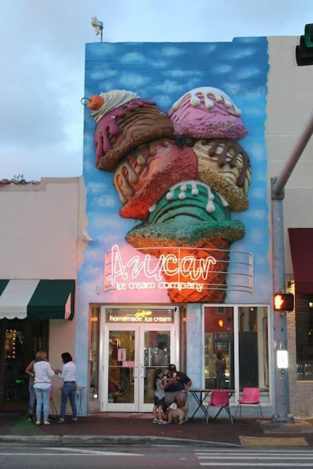 Amazing Experience In Calle Ocho Miami Dış mekan fotoğraf